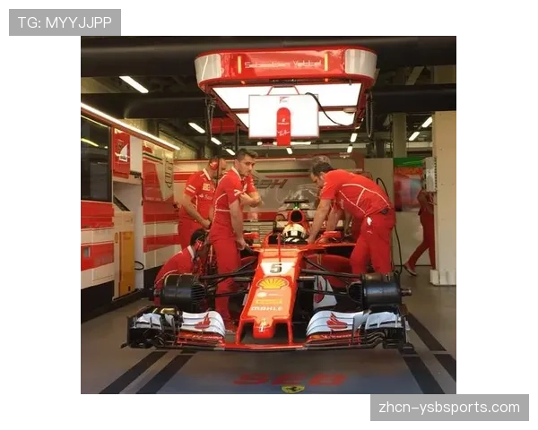 阿塞拜疆站，车手们参加巴库古城文化遗产保护宣传活动